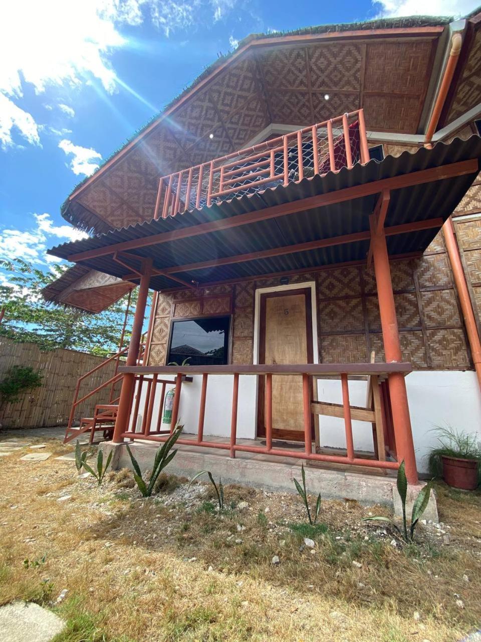 Moalboal Panagsama Beach Topbudz Hostel ภายนอก รูปภาพ