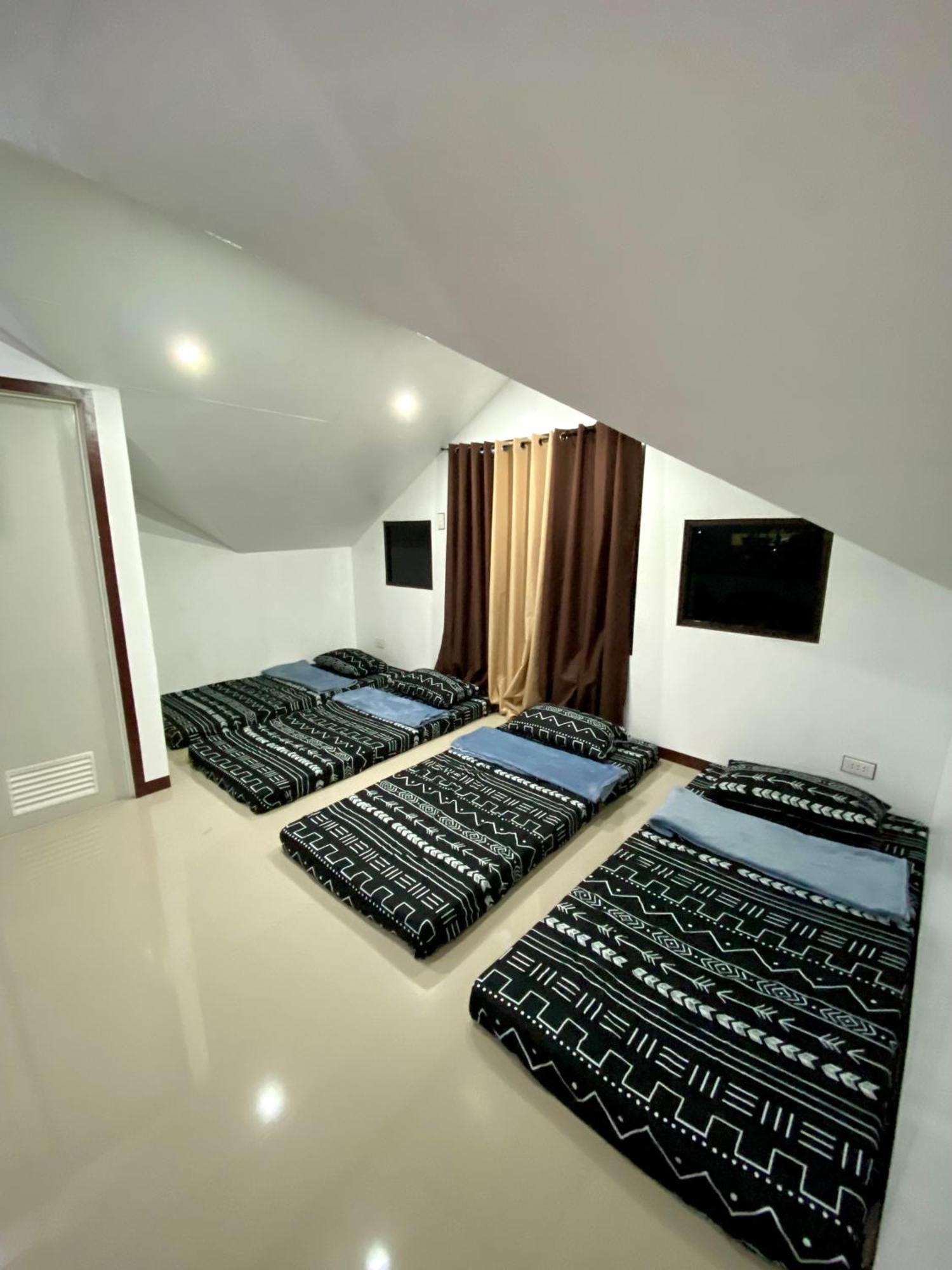 Moalboal Panagsama Beach Topbudz Hostel ภายนอก รูปภาพ